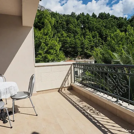 Petra לינה וארוחת בוקר 3*