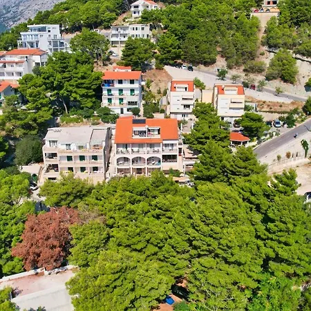 Petra לינה וארוחת בוקר ברלה