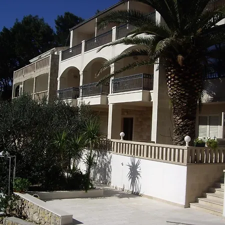 Petra לינה וארוחת בוקר