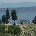 Nocleg ze śniadaniem Petra Brela