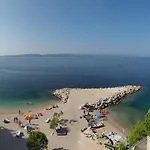 Petra Nocleg ze śniadaniem 3*