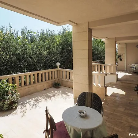 Oda ve Kahvaltı Petra 3*