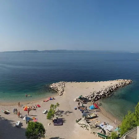Petra Nocleg ze śniadaniem 3*